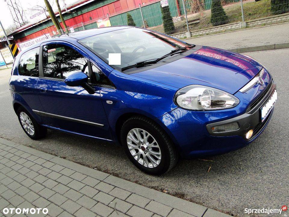 Czarujące Punto EVO 95 Sport Piękny Kolor niebieski