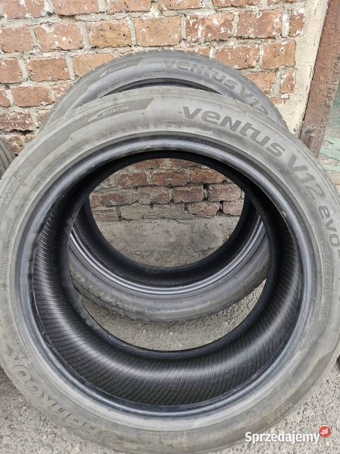 Sprzedam opony 23545R18 śląskie