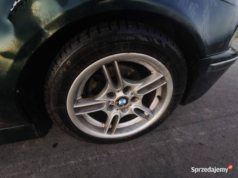 BMW E39 528iA Całe na części Samochody na części Pawłów