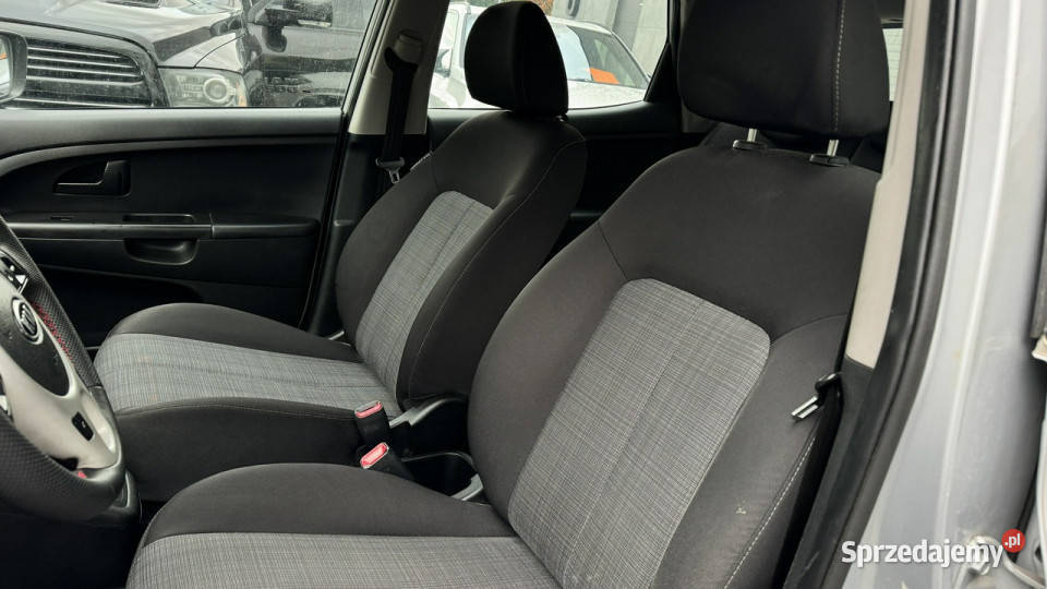 Kia Venga 16 125 Automat Klimatronic Czujniki automatyczna Gdynia sprzedam