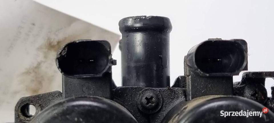 ROZDZIELACZ AUDI S8 D3 4E0959617C Lipno