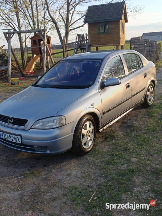 Opel Astra Samochody osobowe Lubowidz