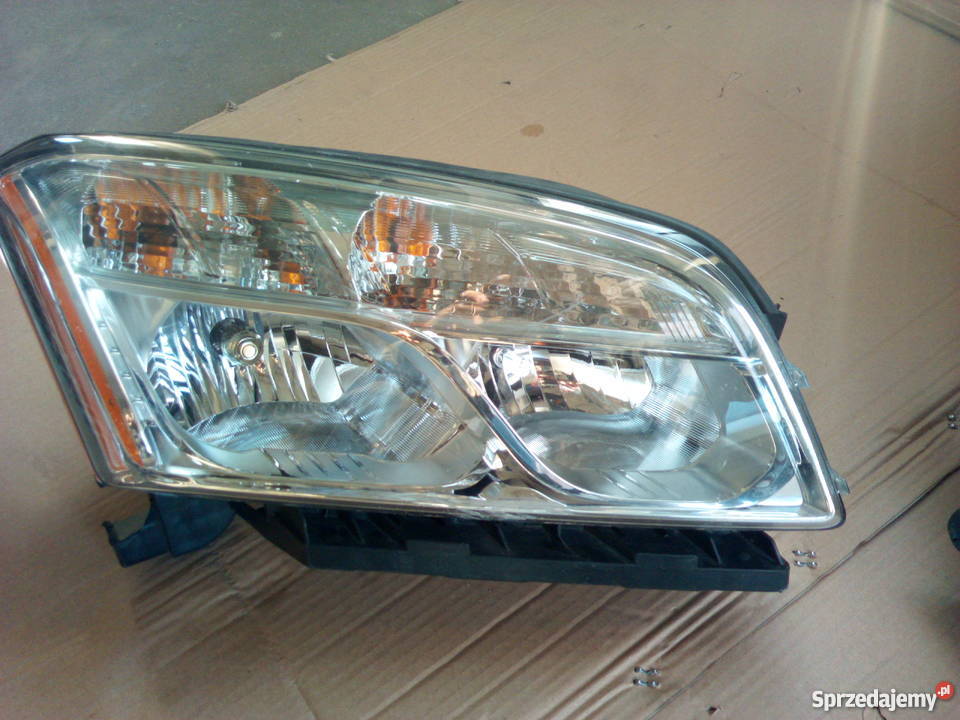 Lampa Chevrolet Trax prawa lampa refrektor Turek