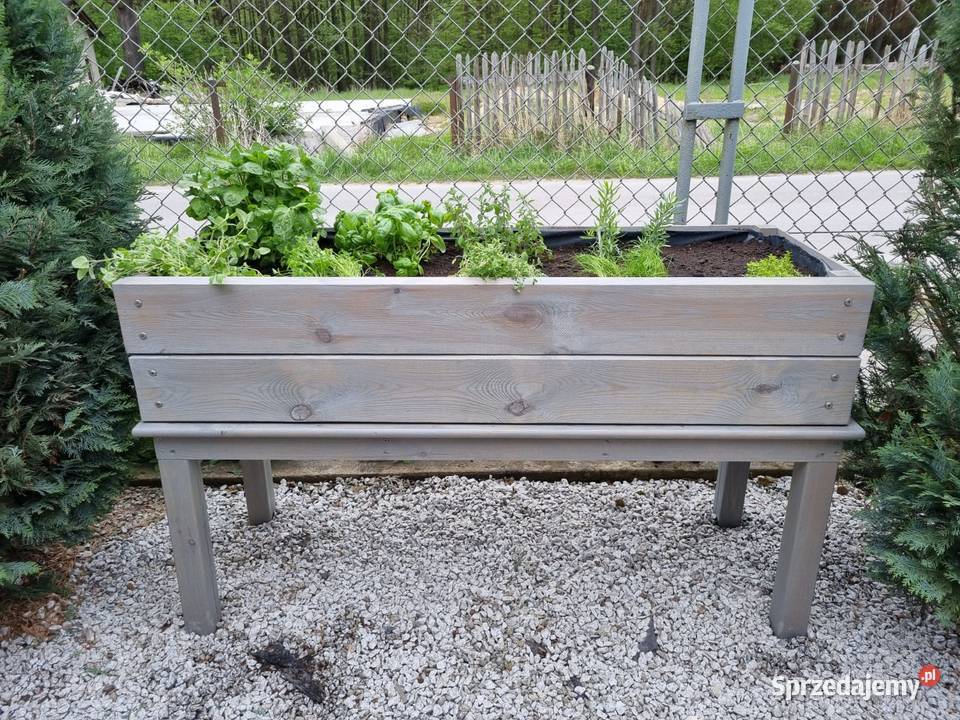 Zielnik drewniany na nogach warzywnik skrzynia Kalety