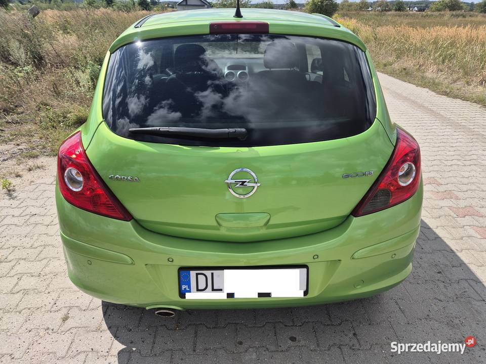 Opel Corsa wersja SateliteModel 201212 Benzyna Legnica sprzedam