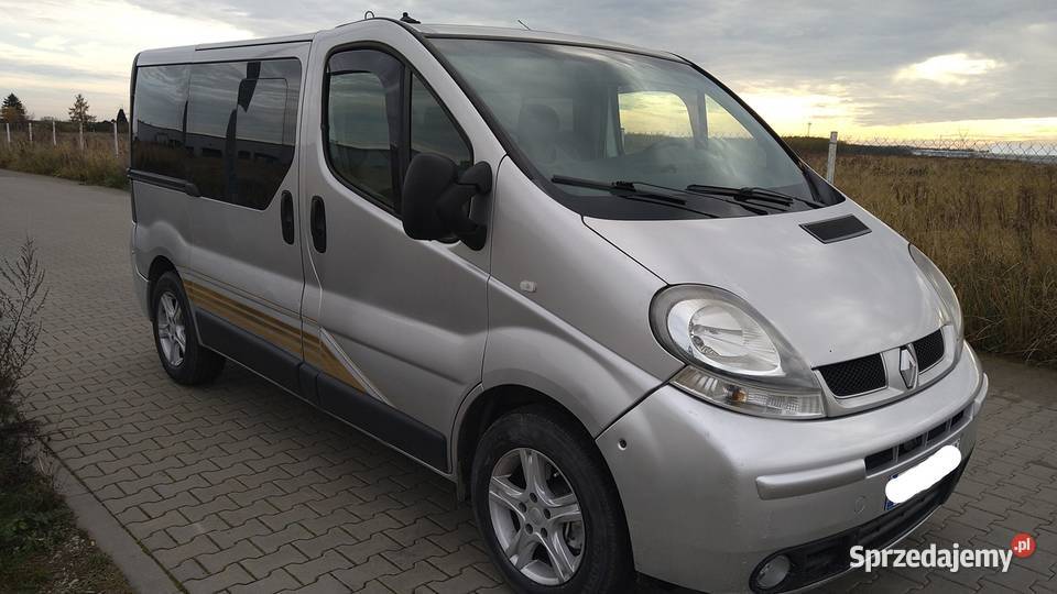renault trafic 2006r 25 diesel 7 osobowy kllima diesel zachodniopomorskie Szczecin