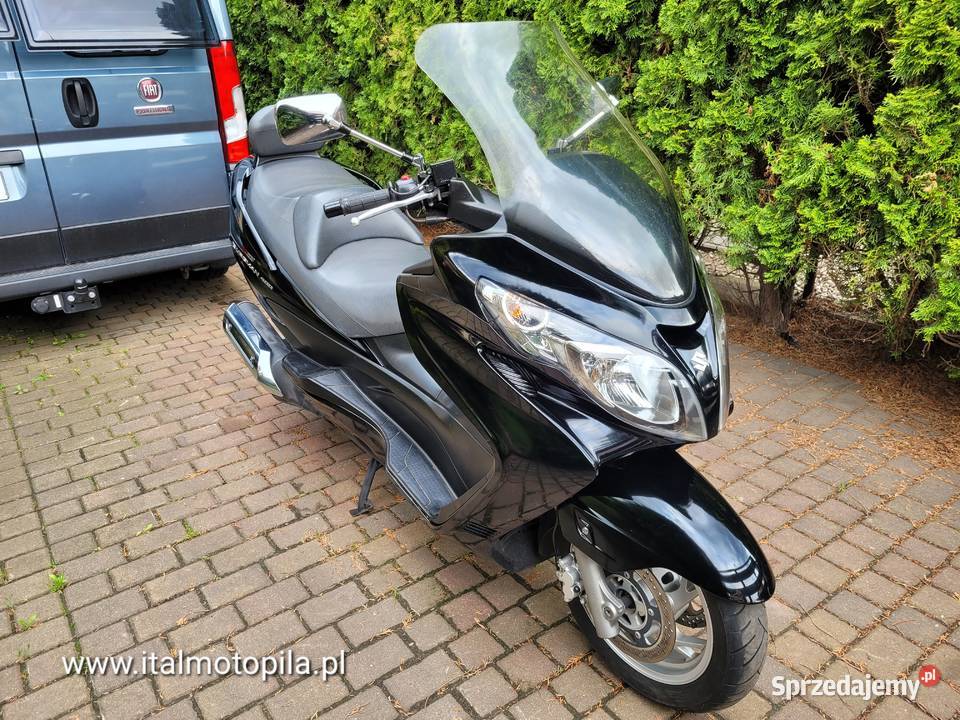 SUZUKI BURGMAN K8 400i Limiteditalmotopila 25384km Suzuki Piła
