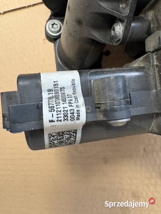 Oryginalna pompa wody termostat VW Audi VAG 06L Pompy wody lubelskie