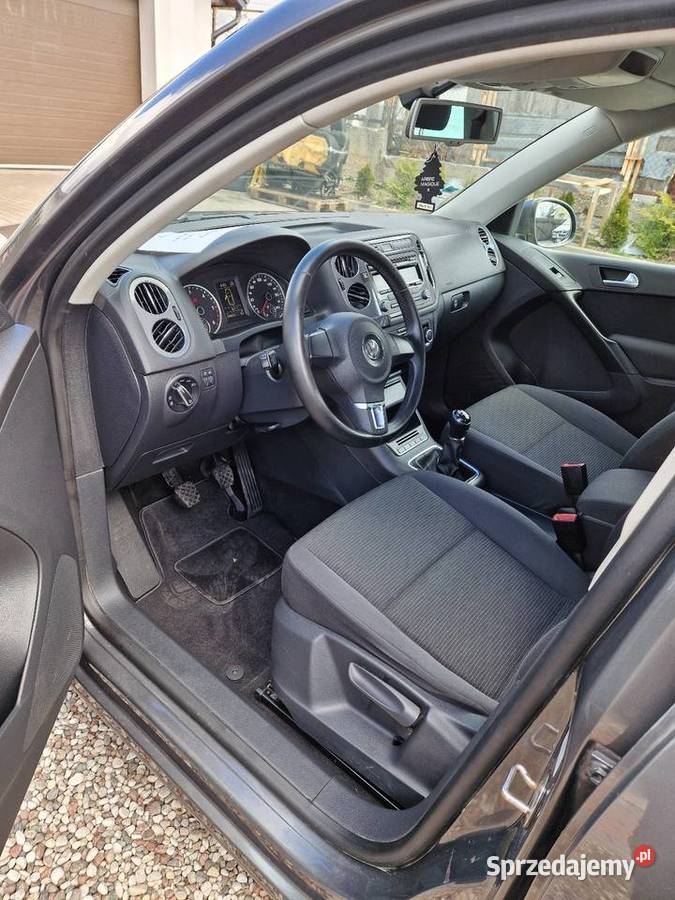 Volkswagen Tiguan bezwypadkowy gniazdo SD podlaskie Suwałki