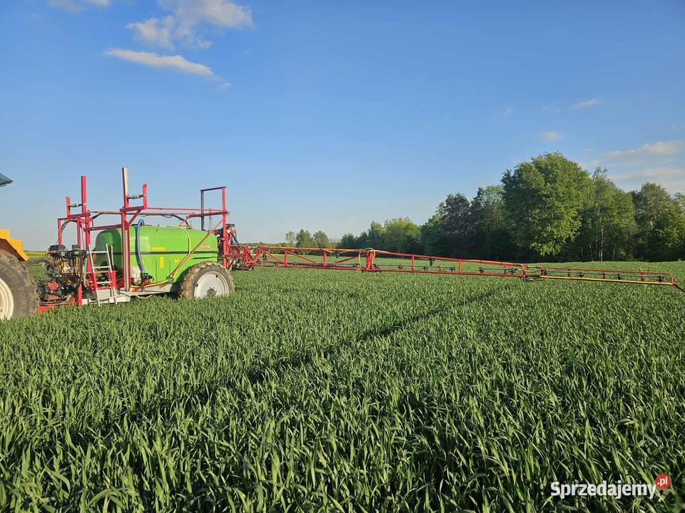 Opryskiwacz polowy ciągany Olszanka