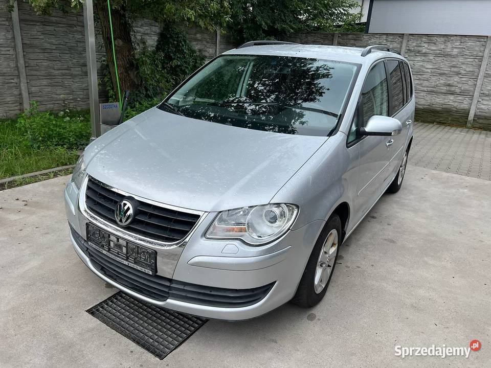 VW TOURAN nowe sprzęgło rozrząd Zarejestrowany Rok produkcji 2008 Łódź