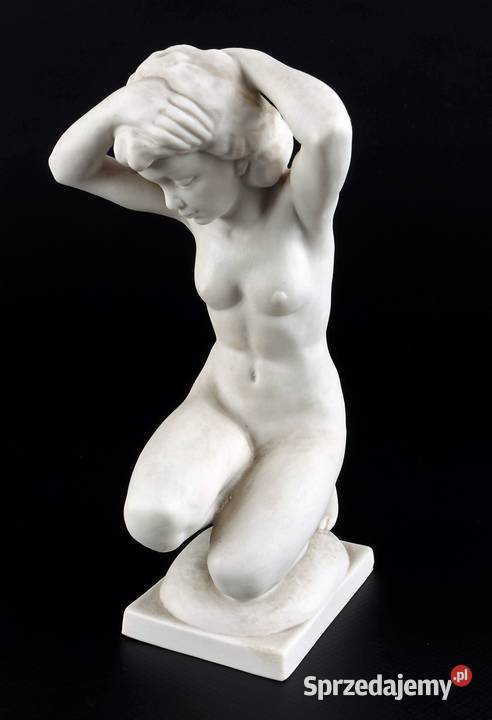 Porcelana Hutschenreuther figura akt kobiety