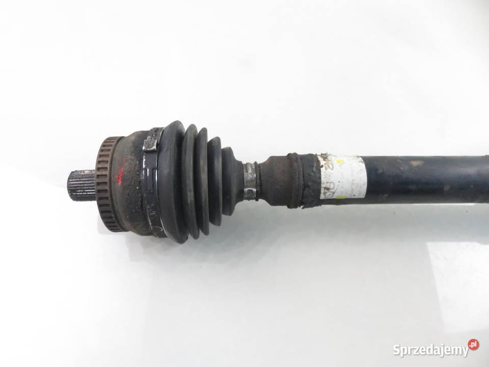 PÓŁOŚ PRAWA PRZEDNIA AUDI A4 B5 16 8V sprzedam