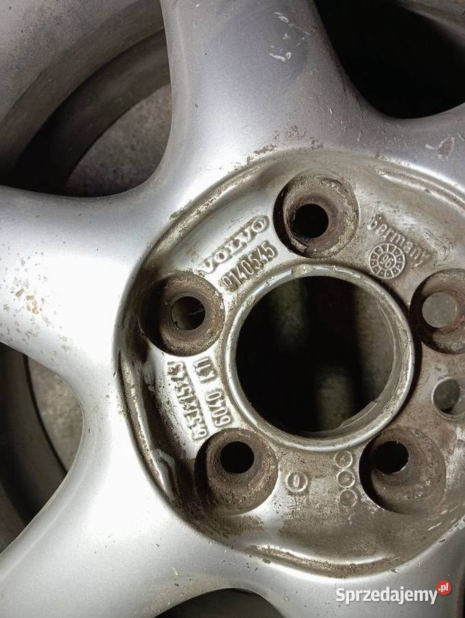 Sprzedam felgi R15 Volvo całoroczne Samochodowe Chełm