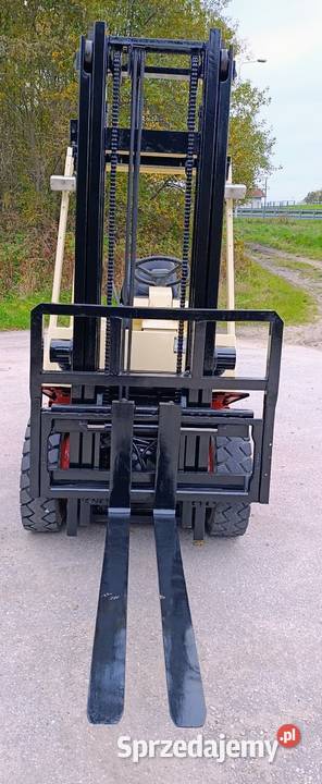 Wózek widłowy Nissan 2 Tony diesel przesuw świętokrzyskie Suchedniów sprzedam