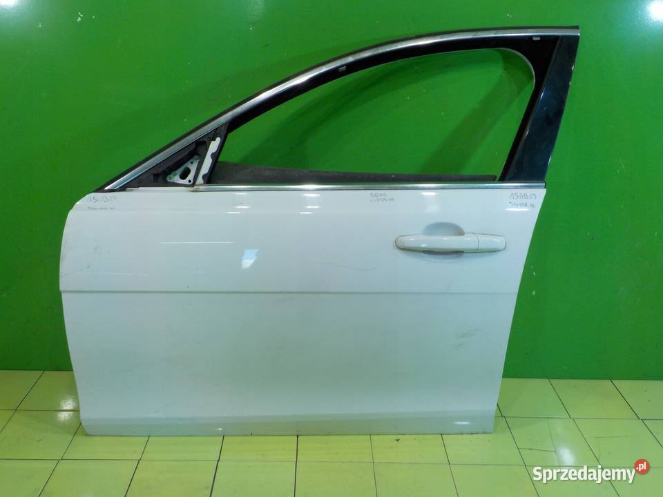 JAGUAR XE 20 D 16r SEDAN 4D drzwi lewy przod