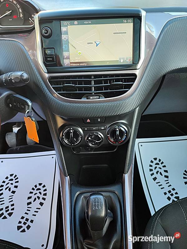 Peugeot 2008 12 Pure Tech Active 1199cm3 Lubartów sprzedam