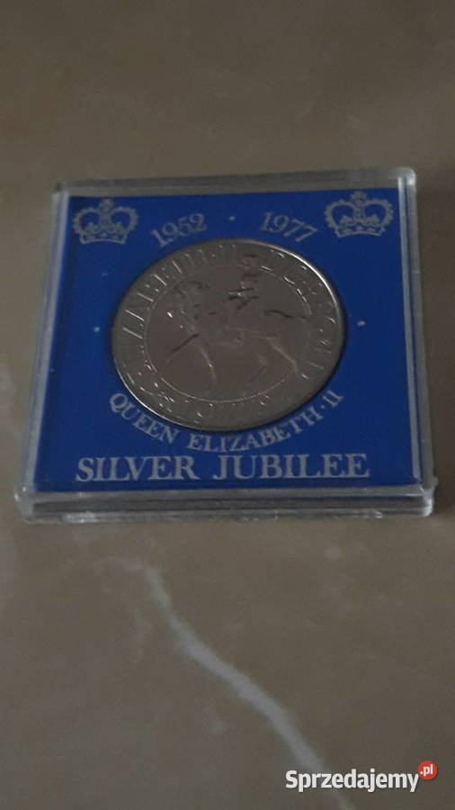 Moneta srebrny jubileusz królowej Elżbiety II Janów Lubelski