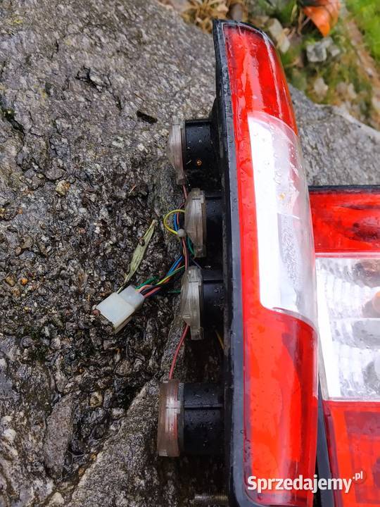 Na zdjęciu widoczne są dwa różne komplety Sierpc sprzedam