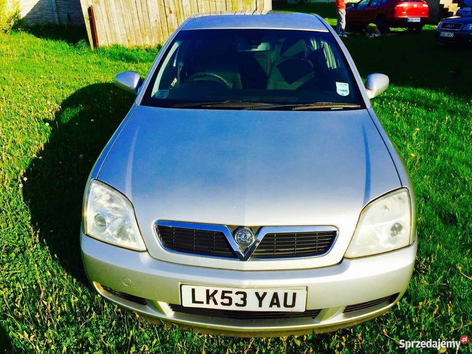 Opel Vectra C 2003r 20DTI anglik V5C kod lakieru kierownica po prawej stronie Bełchatów