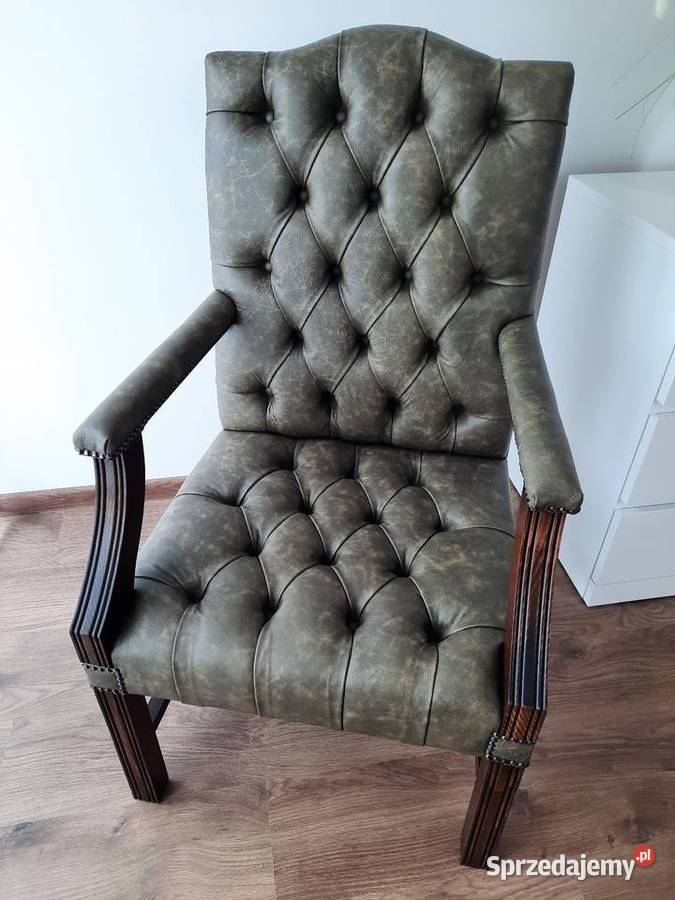 Fotel stacjonarny Chesterfield Włoska postarzana Poznań