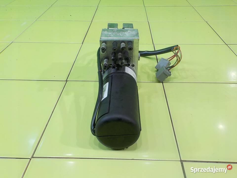 FORD FOCUS MK2 20 B 11r CC CABRIO 2D pompa dachu Suków sprzedam