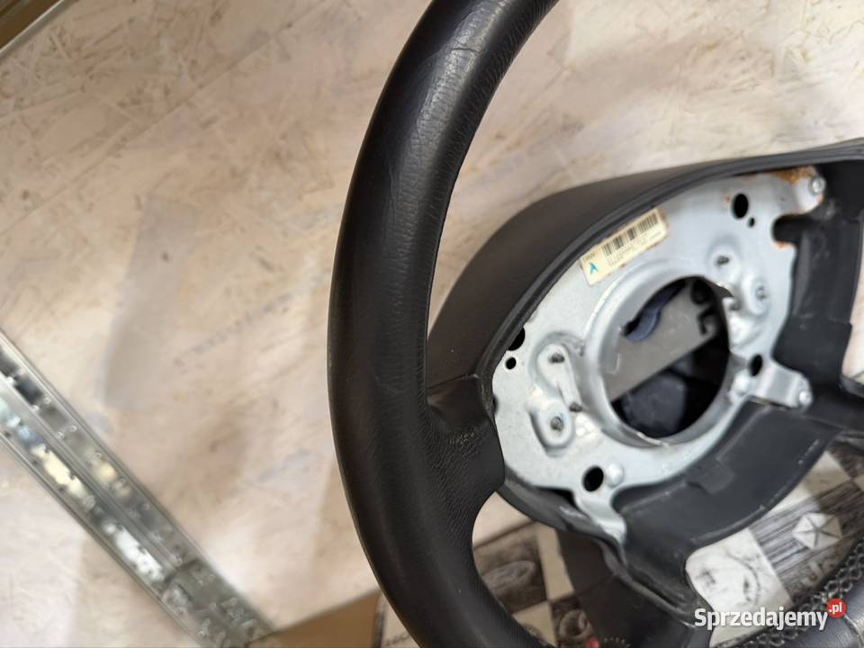Mercedes EKlasa W211 Elegance kierownica Łęczna