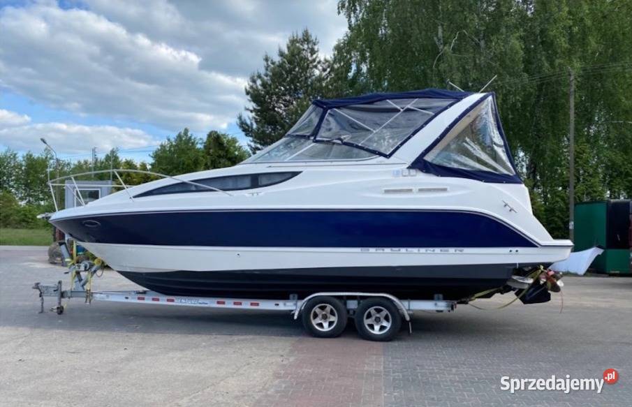 Jacht Bayliner 285 z pojedynczym silnikiem Białystok