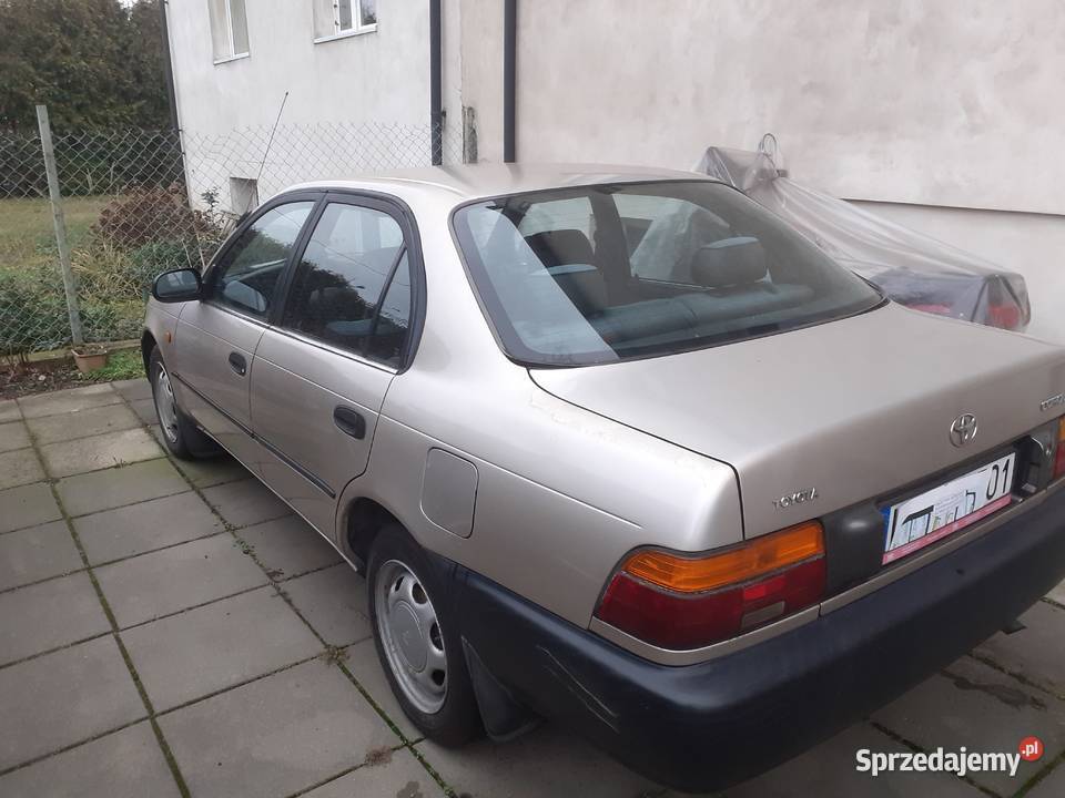 Toyota Corolla E10 95r 14 benzyna Warszawa