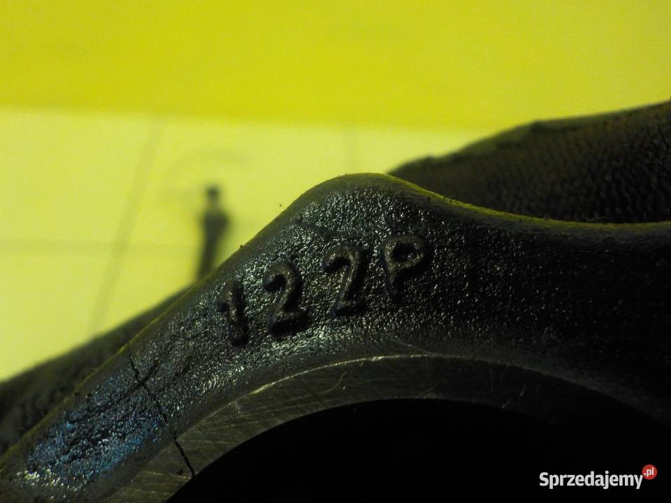 PEUGEOT 207 308 C3 14 VTI 10r 95 8FS korbowod osobowe Suków