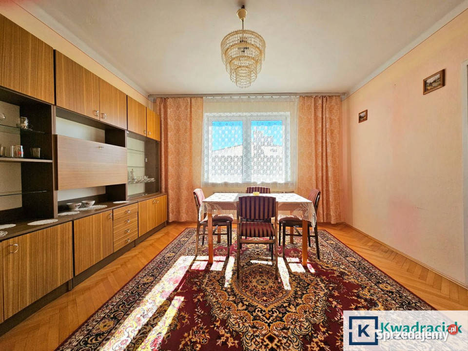 Dom wolnostojący 185 metrów Sanok Okołowiczówka Liczba pokoi 5 Sprzedaż podkarpackie sprzedam