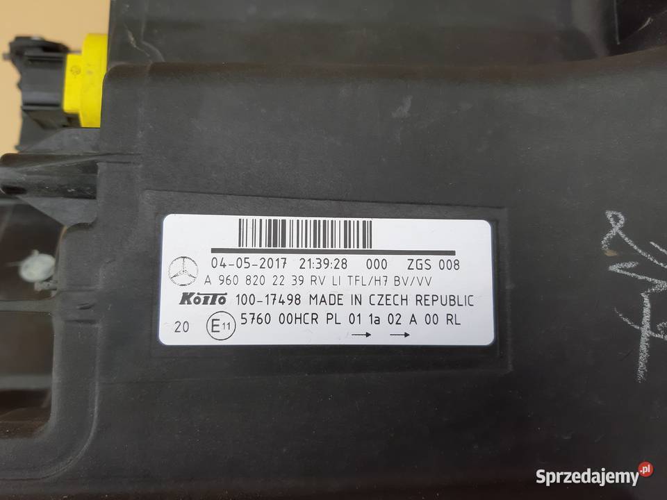 MERCEDES AROCS REFLEKTOR LEWY LAMPA A9608202239 ciężarowe lubuskie Trzciel