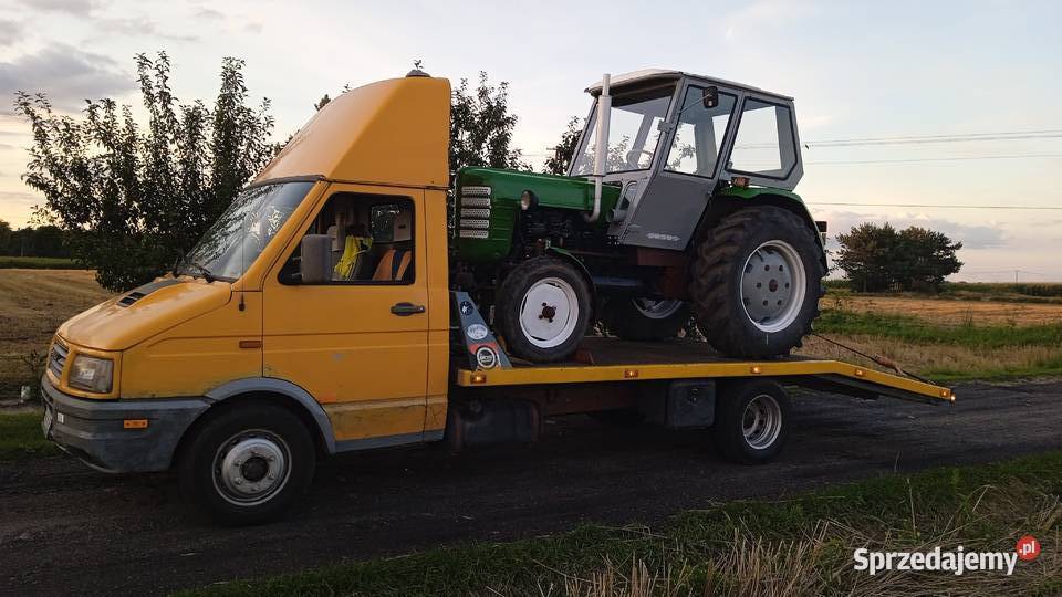 autolaweta pomoc drogowa przyczepa traktor ursus Bryski