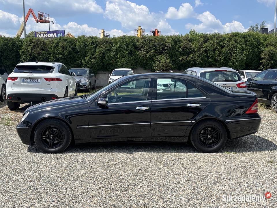 MercedesBenz C200 Sedan / Limuzyna Paniówki