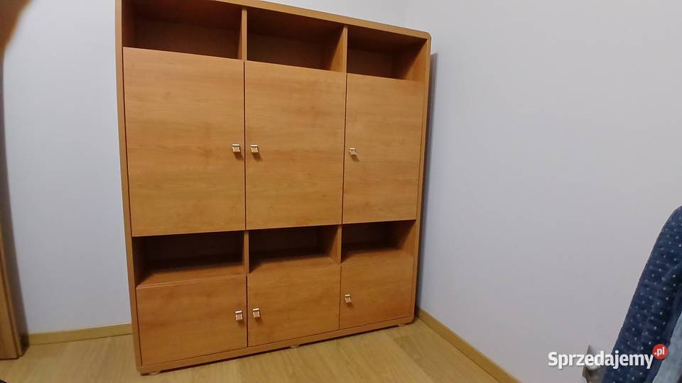 Regał biurowy na dokumenty Pabianice