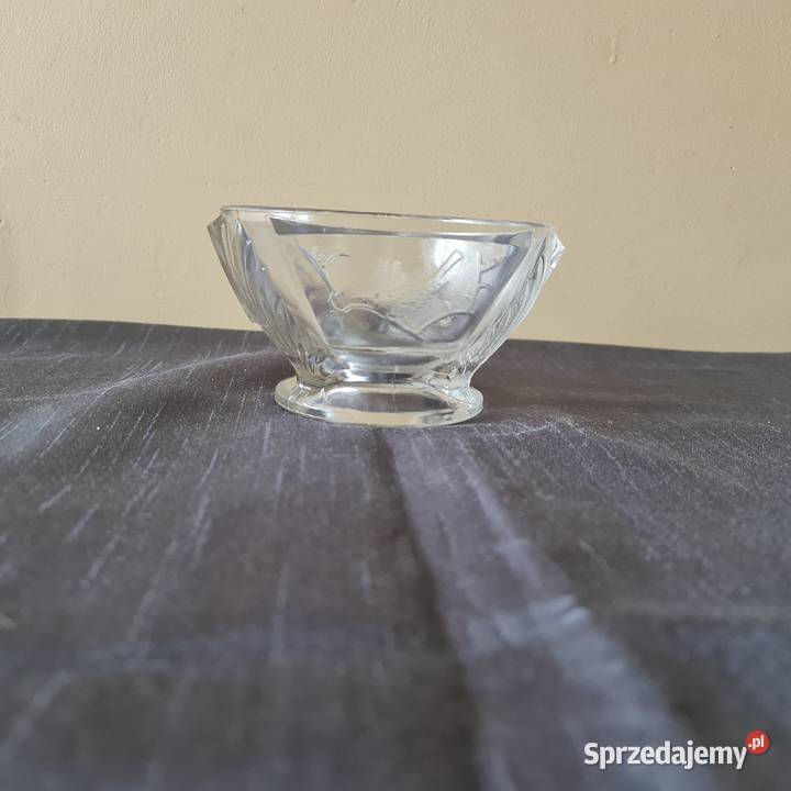 Szklana cukiernica z okresu PRLu mazowieckie Warszawa