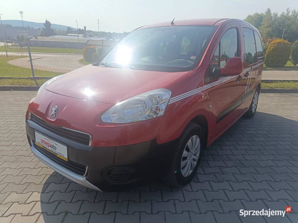 Peugeot Partner Teepee 16 HDI 92 światła do jazdy dziennej Sanok