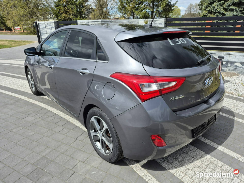 Hyundai i30 16 benzyna PANORAMA navi kamera led 1600cm3 Drelów