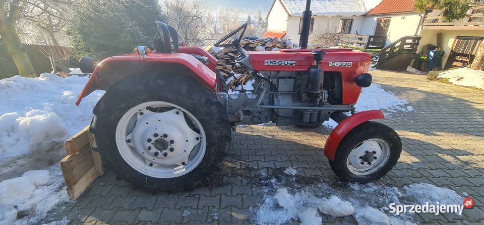 Ciągnik URSUS C-330
