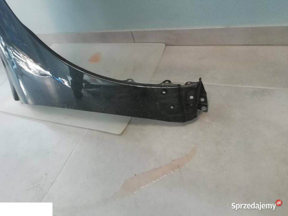 SUBARU OUTBACK BŁOTNIK PRAWY PRZÓD Kozubszczyzna