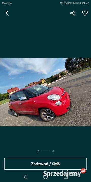 Fiat 500L czerwony