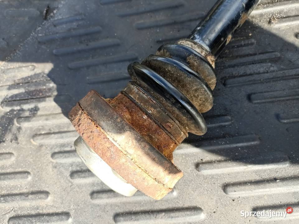 Półoś prawa BMW E46 318i 19 benzyna manual