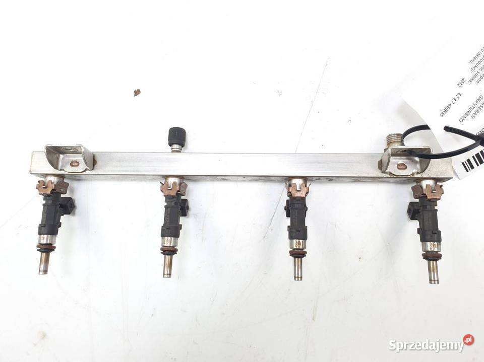 LISTWA WTRYSKOWA MASERATI GRANTURISMO MC Sport kujawsko-pomorskie Lipno sprzedam