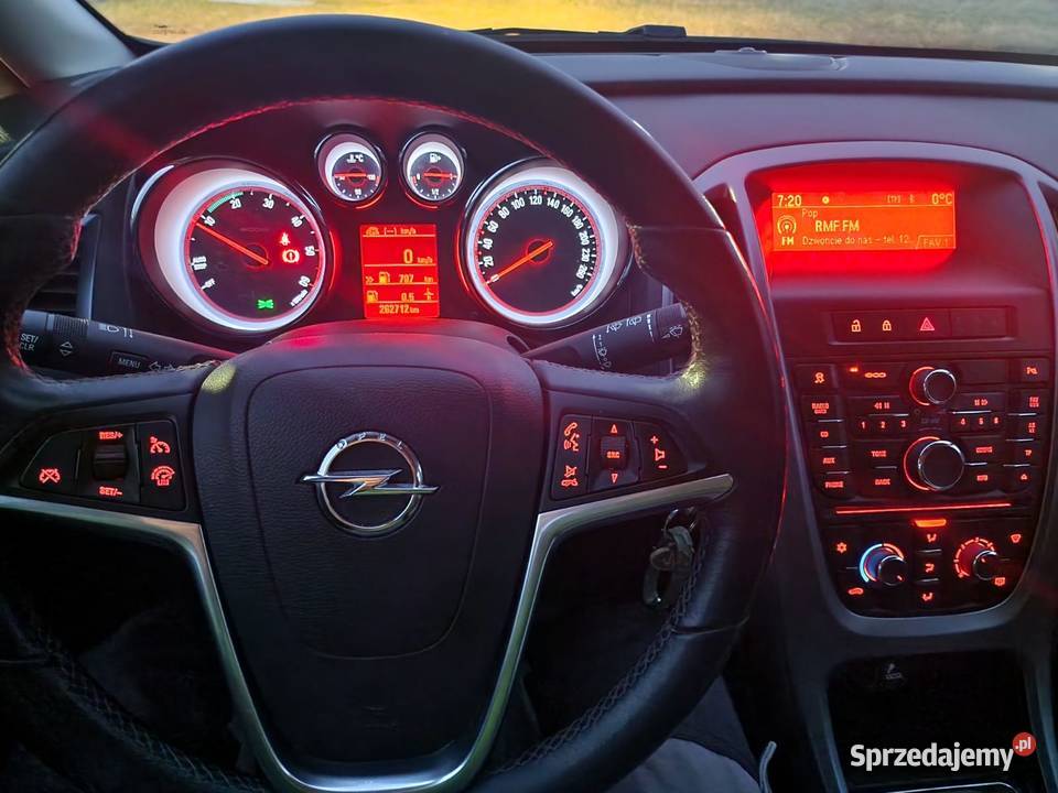 Opel Astra IV Sport Tourer kombi ASR (kontrola trakcji) Pruszcz Gdański