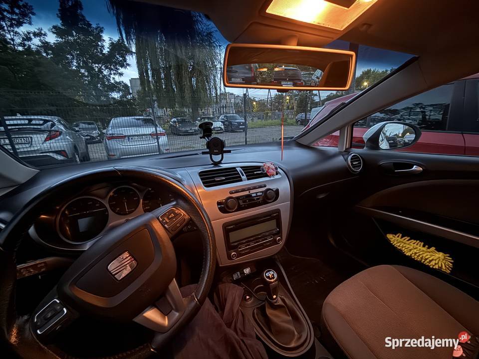 SEAT Leon 16 TDICR MR10 E4 1P nieuszkodzony Warszawa sprzedam