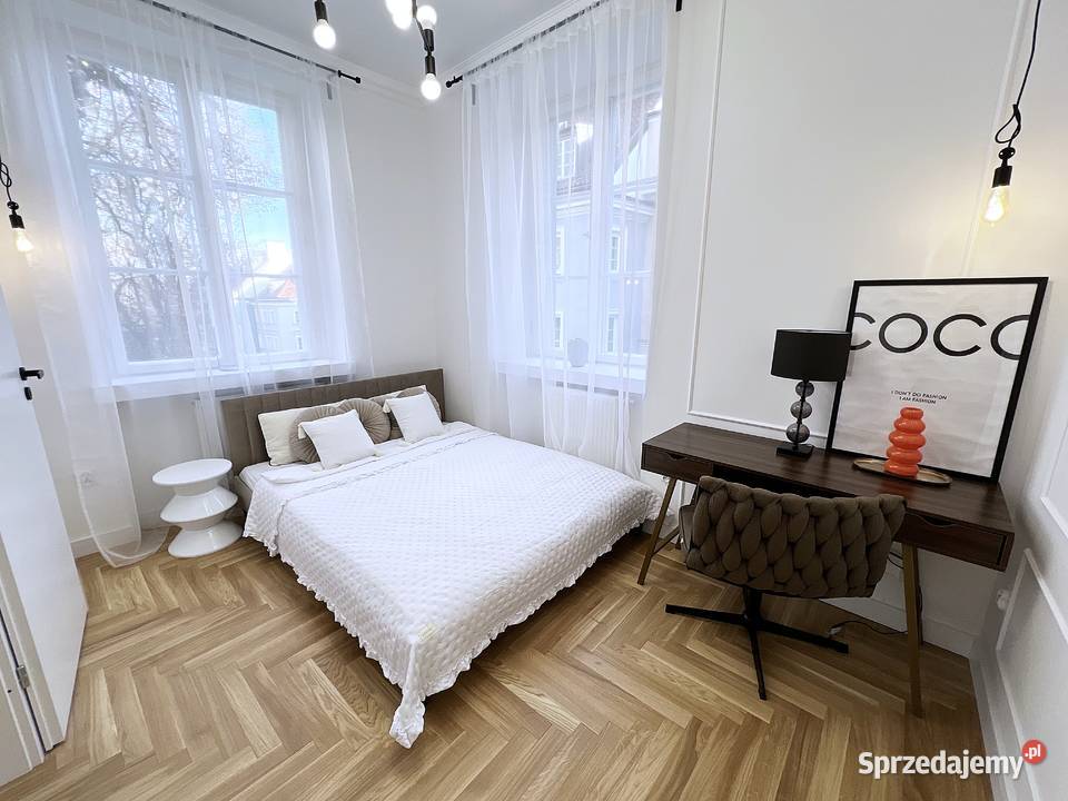 STARE MIASTO KAMIENICA LUX kamienica Warszawa