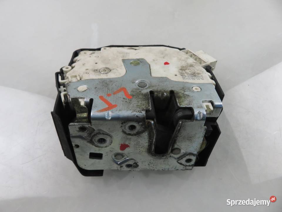 ZAMEK LEWY TYLNY LAND ROVER FREELANDER L314 osobowe