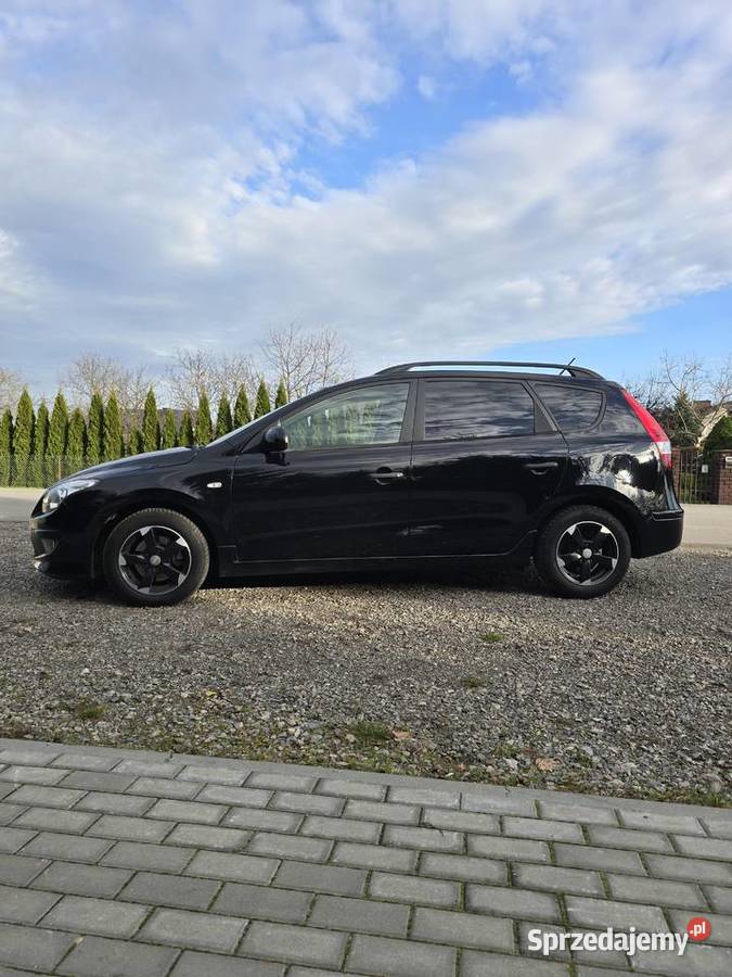 Hiundai i30 16crdi 116 2011r isofix Szopinek