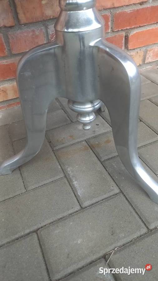 Stolik kawowy stylowy aluminiowy niklowany 54.5cm Gawroniec