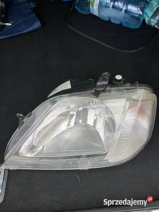 Lampy przód Dacia Logan osobowe Warszawa